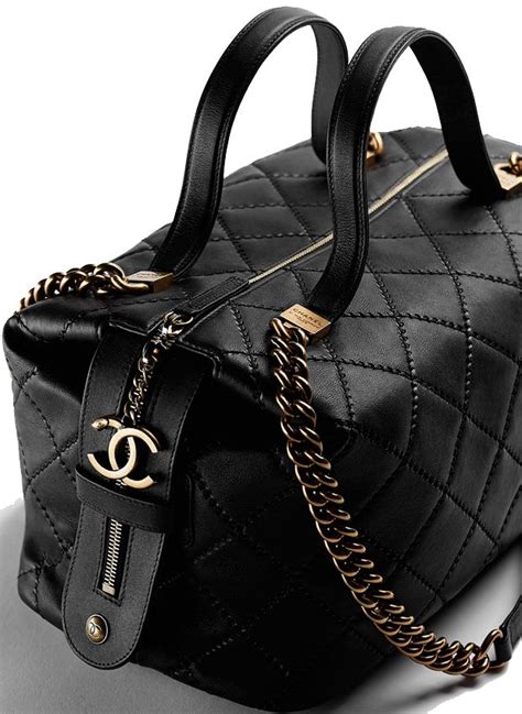 chanel 19 borse|chanel borse listino prezzi.